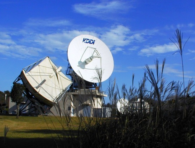 秋の茨城衛星通信センター